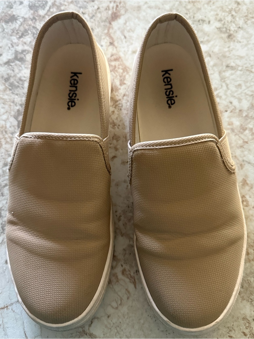 Kensie Casual Slip-On Sneakers in Cream and White